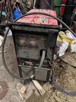 PUBLIC TIMED ONLINE AUCTION HAY EQUIPMENT - TRACTORS - TRAILERS Auction Photo