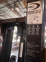 PUBLIC TIMED ONLINE AUCTION CROWN 5500 SERIES FORKLIFT W/ CHARGER Auction Photo