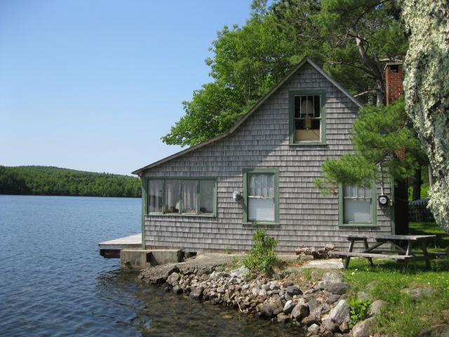 Lakefront Cottage 100+/- ft. Frontage Auction