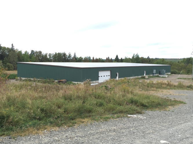 15,000+/- SF 2014 Industrial Building - 53+/- Acres - Rail Access Auction