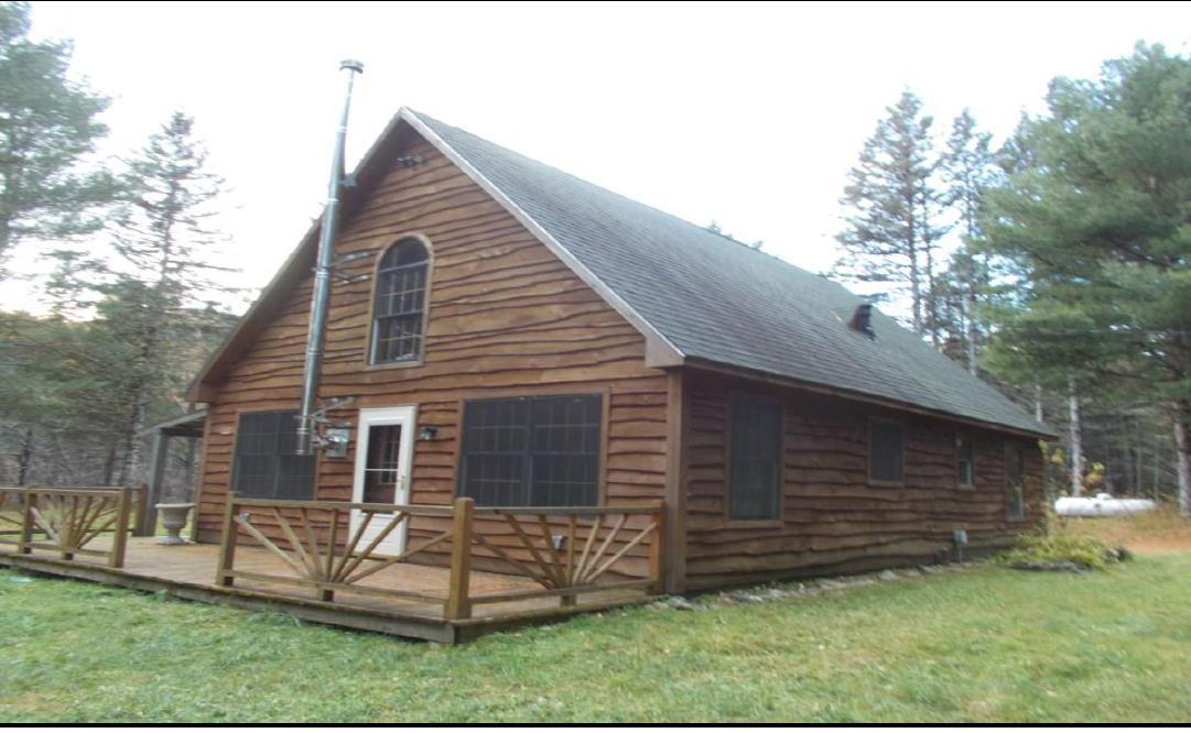 3BR Live Edge Sided Cape Style Cottage - 3.47+/-Acres Auction