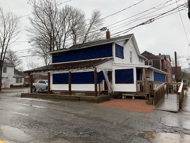 Complete Restaurant RE: Poor Boys Gourmet Restaurant Auction