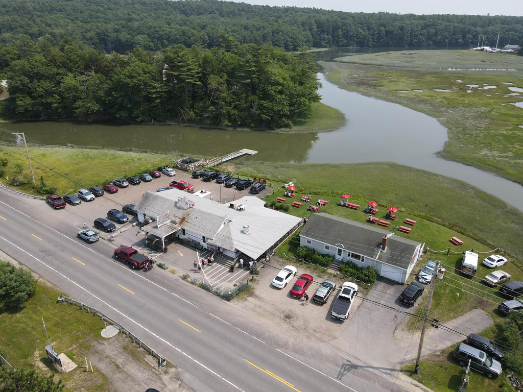 Com'l Bldg, 3BR Ranch, 2.89+/- Ac, Dock, Float, 1,000+/- Rd Frtg Auction