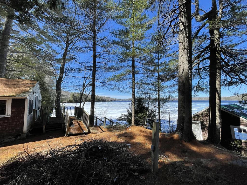 Waterfront Cottage - Boathouse Auction