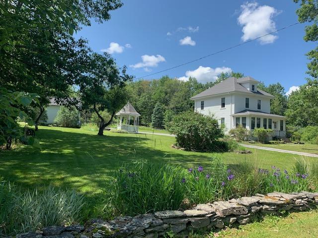 3BR Classic New England Four Square, 12.8+/- Acres, Workshop/Garage Auction