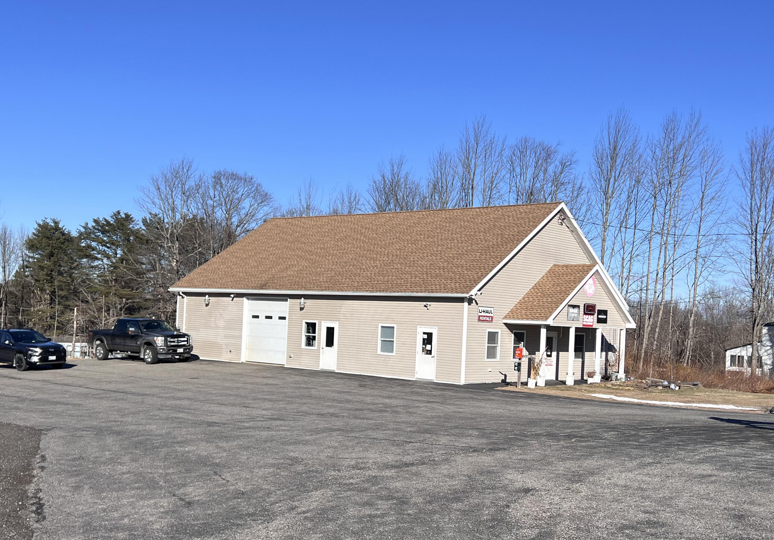 2,400+/- SF Commercial/Office Bldg - 2.8+/-Ac - Permitted for Self-Storage Units Auction